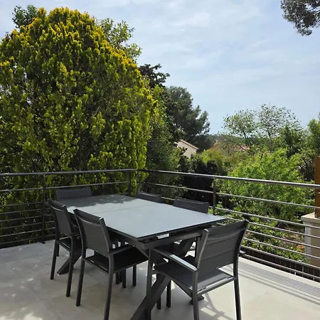 De 65m2 Avec Terrasse 20m2 La Garde (Var)